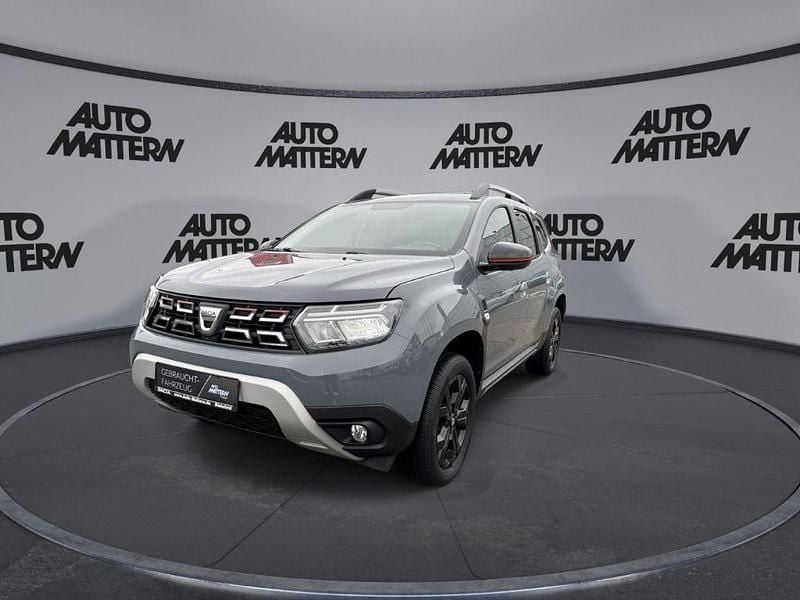 Second-hand Dacia Duster 101 CP (74 kW) 2022 Gri SUV