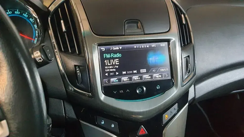 Gebraucht Chevrolet Cruze LTZ 163 PS (119 kW) 2014 Schwarz Limousine