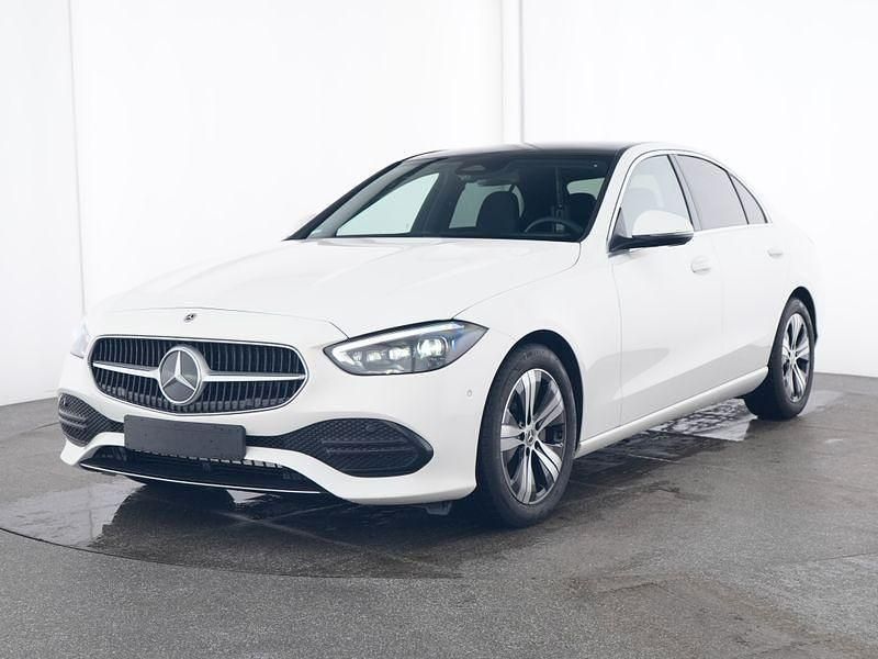 Unilack polarweiß Gebraucht 2024 Mercedes C180 Avantgarde Limousine | 39.990 € (Fairer Preis) - Bild 1/4
