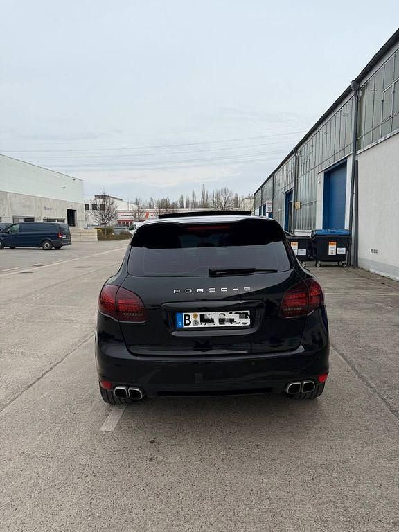 Gebraucht Porsche Cayenne 245 PS (180 kW) 2012 Schwarz SUV