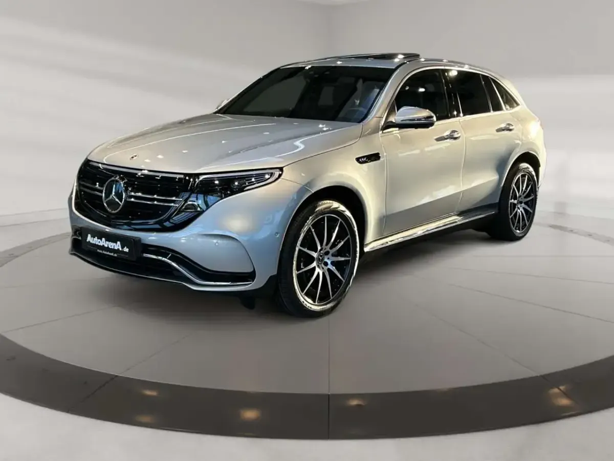 Gebraucht Mercedes EQC400 AMG 300 kW (408 PS) 2023 Metalliclack hightechsilber SUV