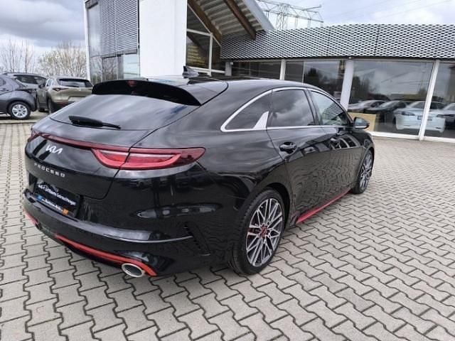 Usado Kia ProCeed GT 204 HP (150 kW) 2022 Preto Carrinha