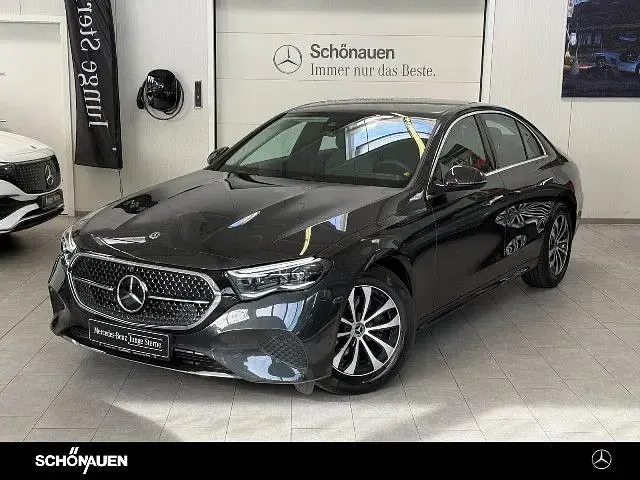 Gebraucht Mercedes E220 Avantgarde 197 PS (144 kW) 2026 Graphitgrau Limousine