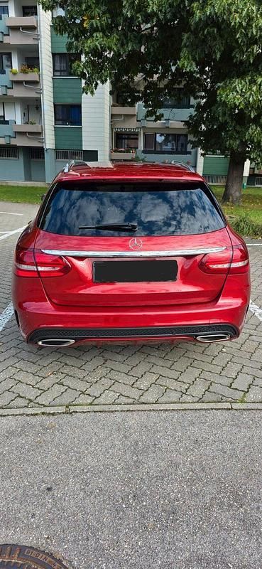 Rot Gebraucht 2014 Mercedes 200 Kombi | 14.500 € - Bild 1/4