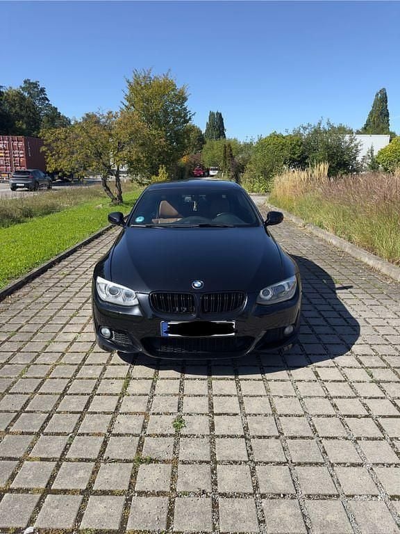 Schwarz Gebraucht 2013 BMW 325 Cabriolet Performance Cabrio | 17.500 € (Etwas zu teuer) - Bild 1/4
