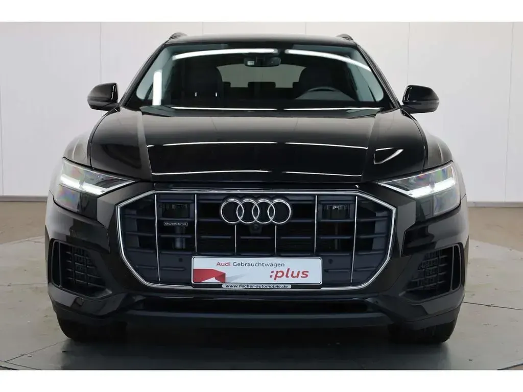 Gebraucht Audi Q8 340 PS (250 kW) 2022 Schwarz SUV
