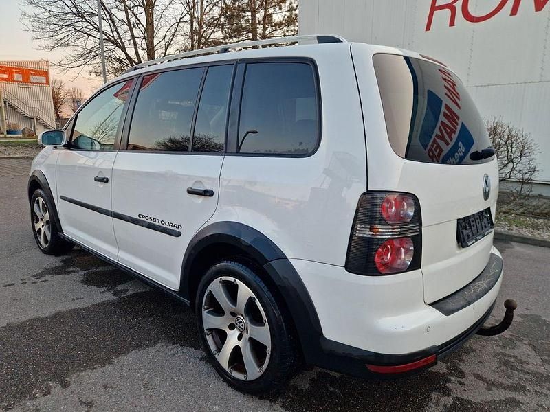 Gebraucht VW Touran 170 PS (125 kW) 2008 Weiß Van / Kleinbus