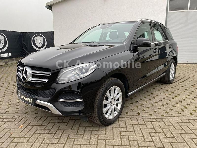 Schwarz Gebraucht 2016 Mercedes GLE350 SUV | 19.900 € (Superpreis) - Bild 1/4