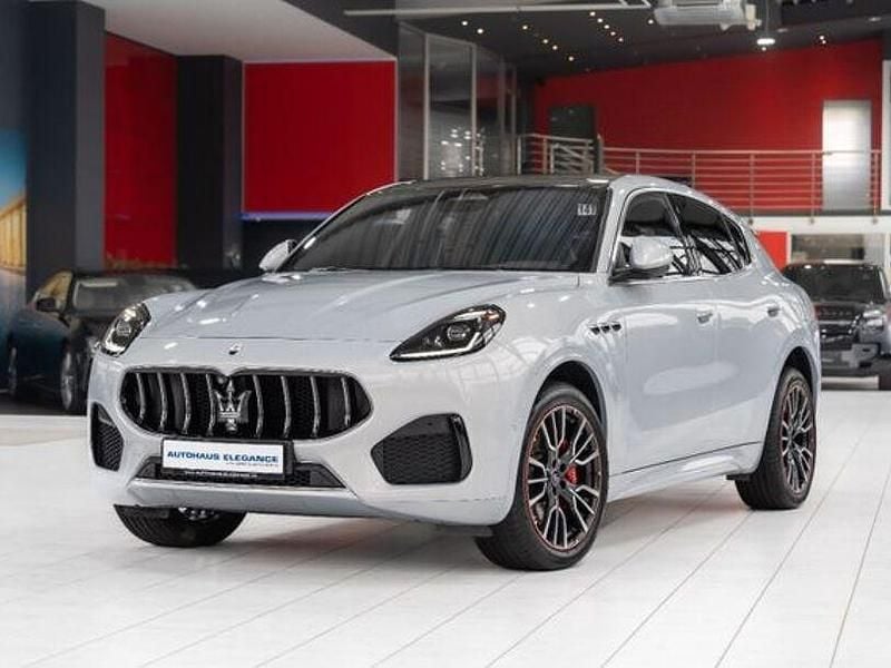 Weiß Gebraucht 2022 Maserati Grecale GT SUV | 60.980 € (Etwas zu teuer) - Bild 1/4