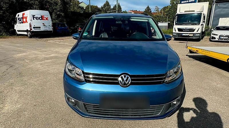 Blau Gebraucht 2012 VW Touran Van / Kleinbus | 6.000 € (Fairer Preis) - Bild 1/4