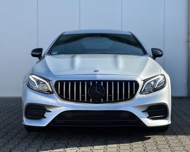 Gebraucht Mercedes E220 AMG line 194 PS (142 kW) 2018 Silber Coupé