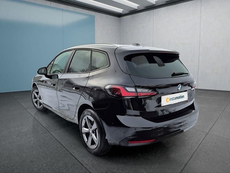 Gebraucht BMW 218 Active Tourer 136 PS (100 kW) 2024 Schwarz Van / Kleinbus