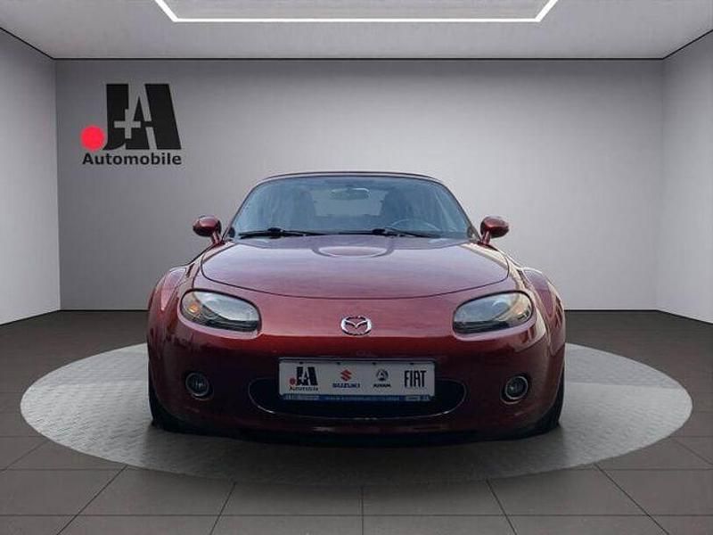 Gebraucht Mazda MX5 126 PS (92 kW) 2007 Carminarot metallic (metallic) Cabrio