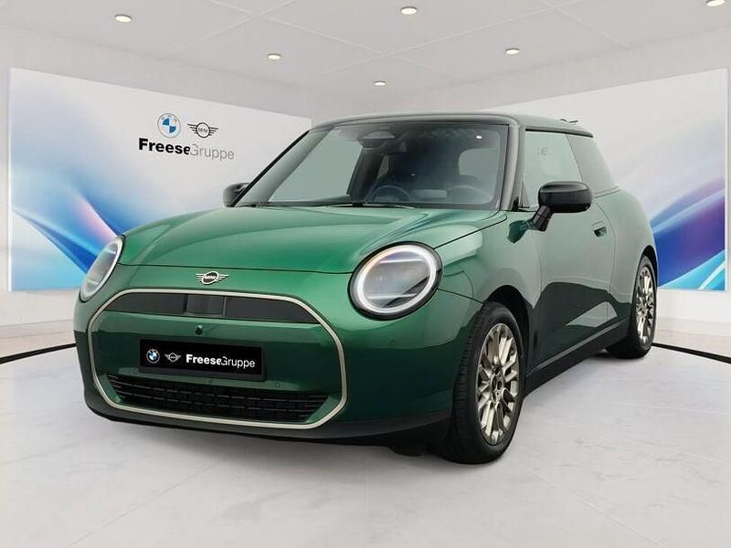 Gebraucht Mini Cooper Favoured 135 kW (184 PS) 2024 Grün Kleinwagen
