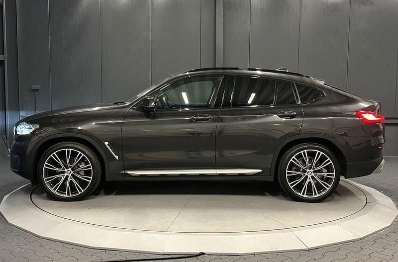 Gebraucht BMW X4 Performance 286 PS (210 kW) 2023 Grau metallic (sophistograu brillanteffekt) SUV