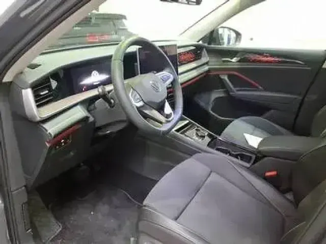 Gebraucht VW Tayron Elegance 204 PS (150 kW) 2025 Grau SUV