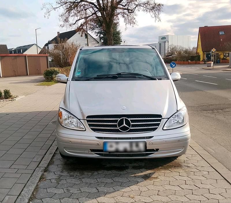 Gebraucht Mercedes Viano 150 PS (110 kW) 2005 Silber Van / Kleinbus