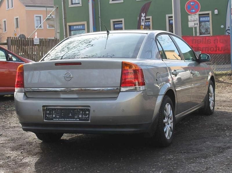 Gebraucht Opel Vectra Elegance 147 PS (108 kW) 2003 Silber Limousine