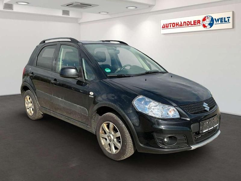 Gebraucht Suzuki SX4 Style 135 PS (99 kW) 2012 Schwarz SUV