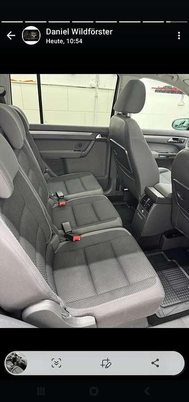 Schwarz Gebraucht 2012 VW Touran Comfortline Van / Kleinbus | 4.999 € (Superpreis) - Bild 1/4