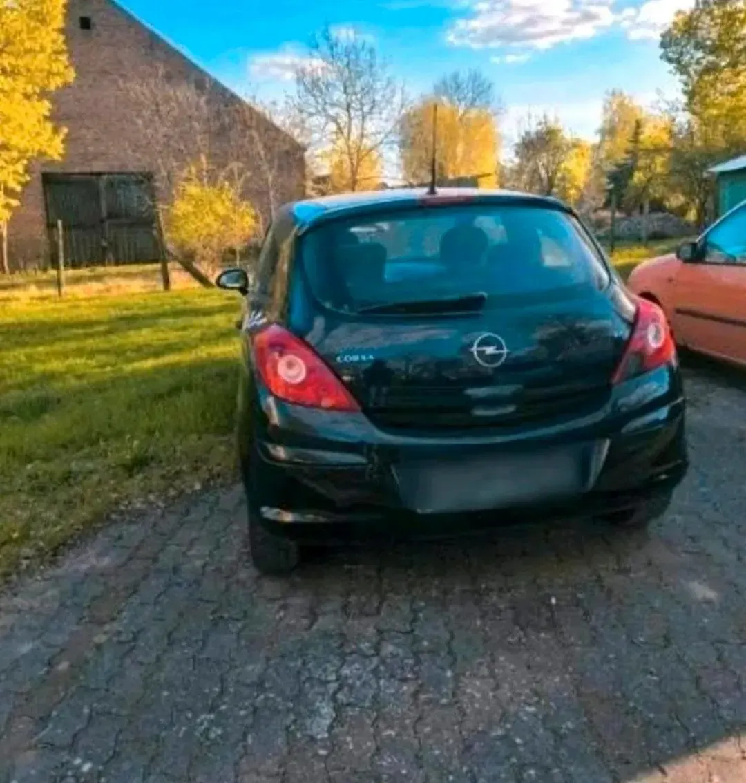Gebraucht Opel Corsa 60 PS (44 kW) 2008 Schwarz Kleinwagen