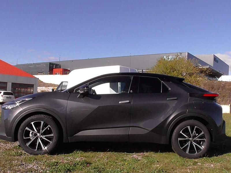 Gebraucht Toyota C-HR 98 PS (72 kW) 2025 Other SUV