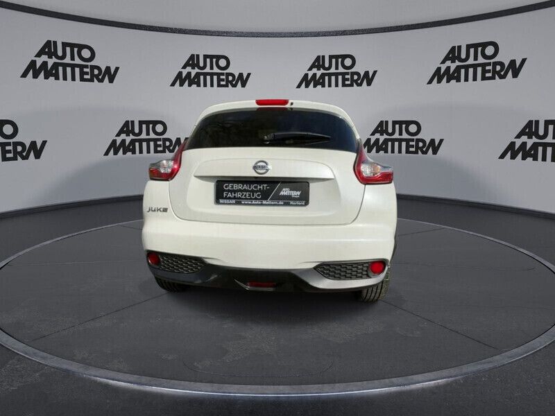 Gebraucht Nissan Juke Acenta 116 PS (85 kW) 2015 Weiß SUV