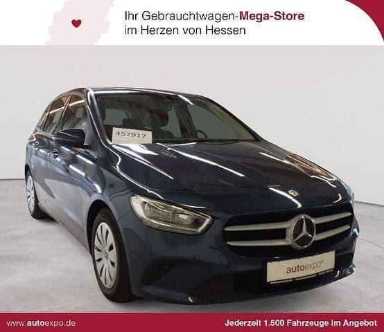 Denimblau metallic Gebraucht 2020 Mercedes B200 Van / Kleinbus | 16.590 € (Superpreis) - Bild 1/4