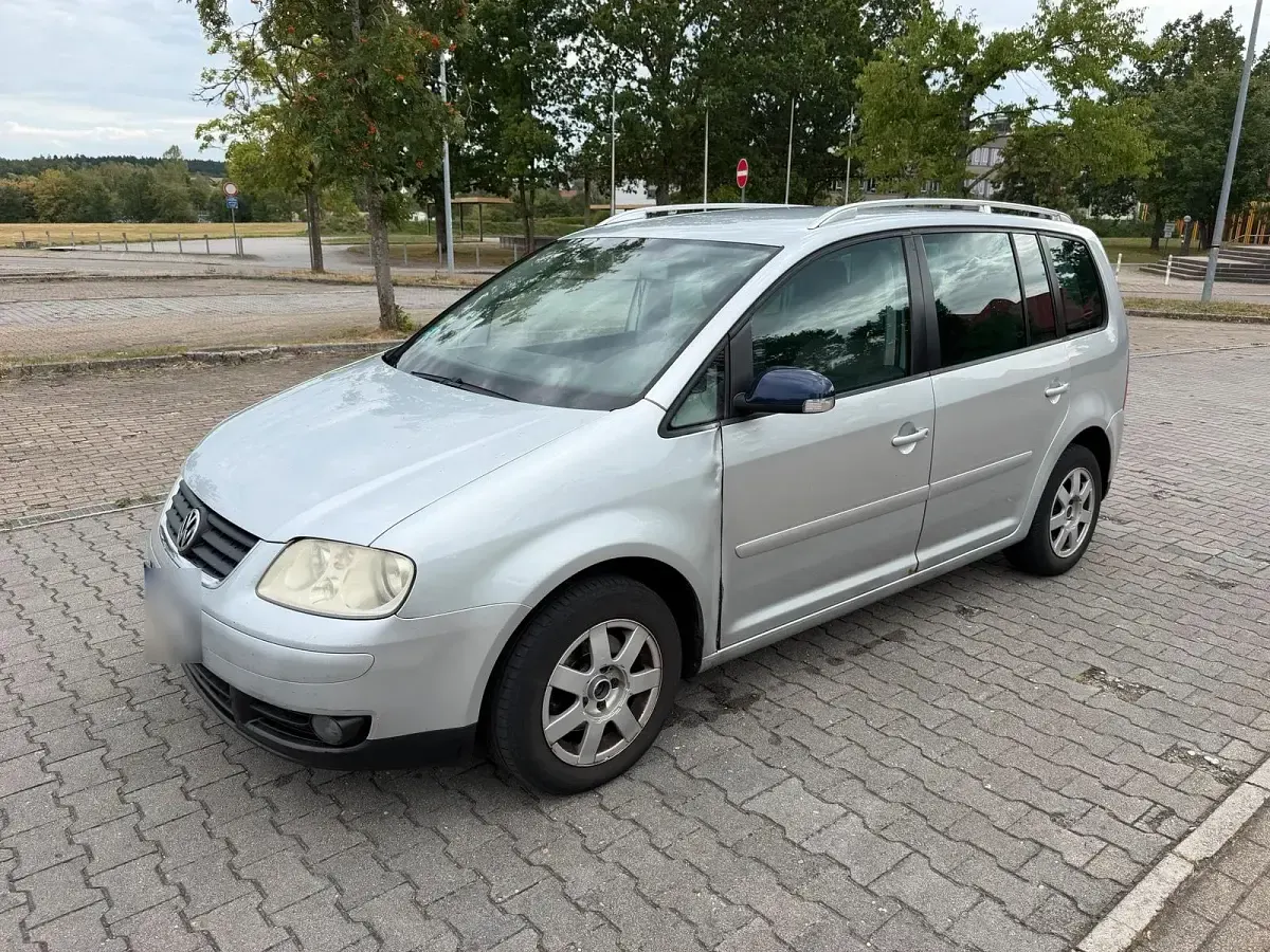 Gebraucht VW Touran 105 PS (77 kW) 2004 Van / Kleinbus