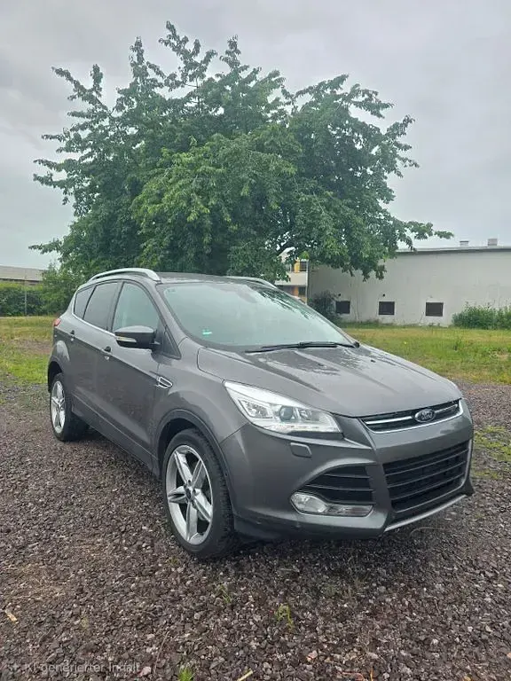 Gebraucht Ford Kuga Titanium 163 PS (119 kW) 2014 Grau SUV
