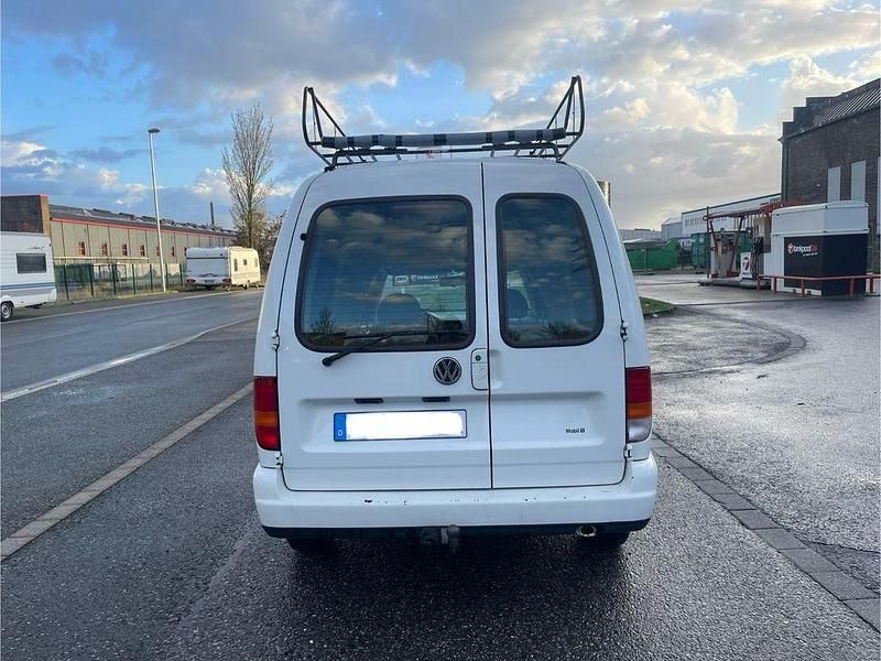 Gebraucht VW Caddy 60 PS (44 kW) 2002 Weiß Van / Kleinbus