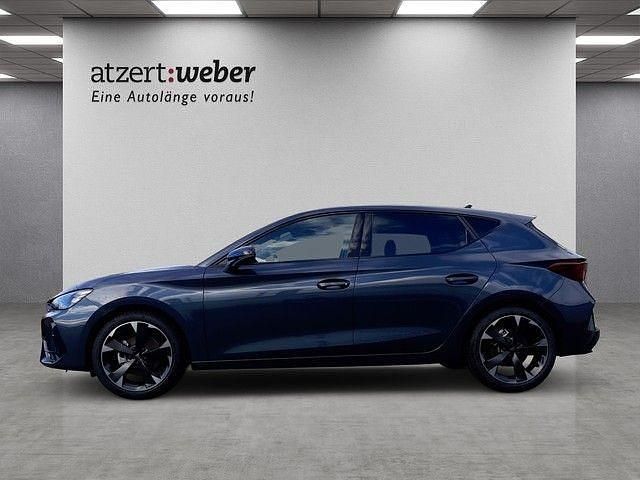 Neu Cupra Leon 150 PS (110 kW) 2025 Magnetic tech metallic Limousine