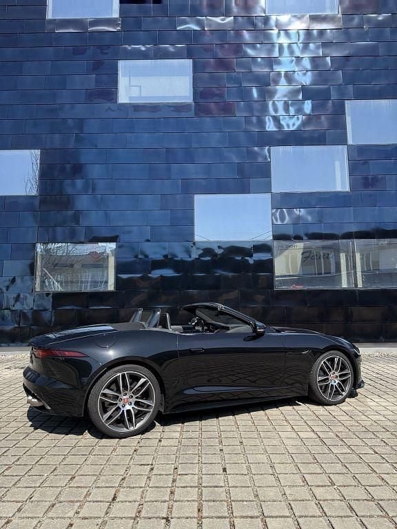 Gebraucht Jaguar F-Type R-Dynamic 450 PS (330 kW) 2021 Schwarz Cabrio