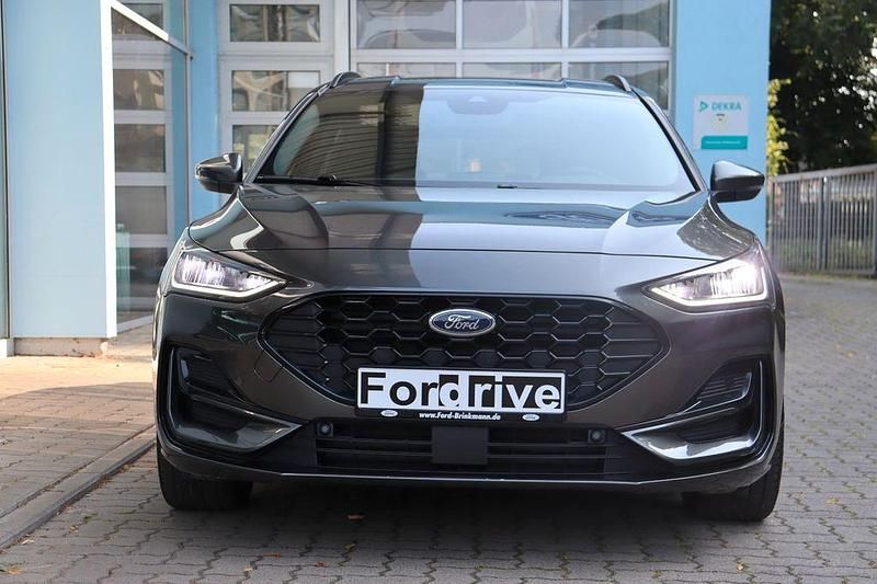 Gebraucht Ford Focus ST-Line 125 PS (91 kW) 2022 Grau Limousine