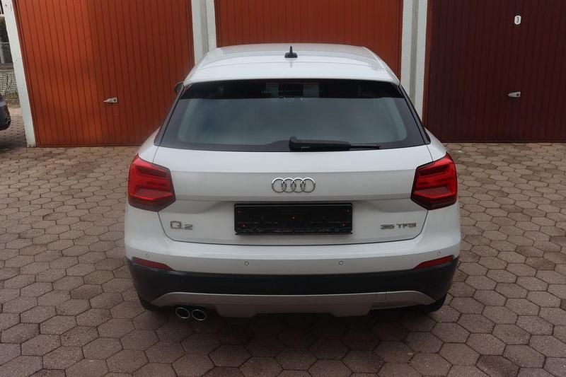Gebraucht Audi Q2 Design 150 PS (110 kW) 2020 Weiß SUV
