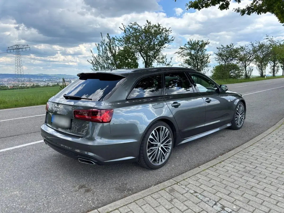 Używany Audi A6 Ambiente 272 KM (200 kW) 2018 Szary Kombi