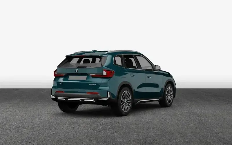 Ny BMW X1 Performance 300 HK (220 kW) 2026 Blå SUV