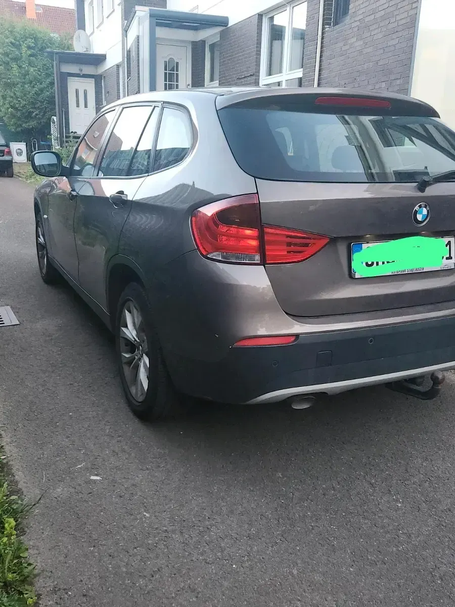 Gebraucht BMW X1 184 PS (135 kW) 2011 Braun SUV