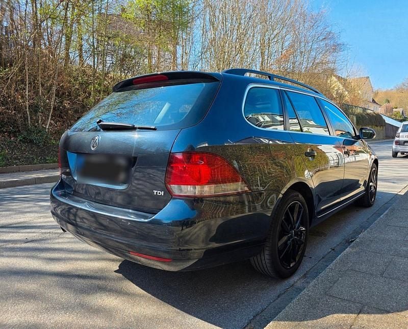 Gebraucht VW Golf V Highline 105 PS (77 kW) 2009 Blau Kombi