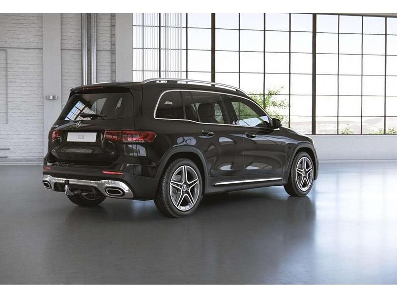 Gebraucht Mercedes GLB180 AMG 136 PS (100 kW) 2023 Schwarz SUV