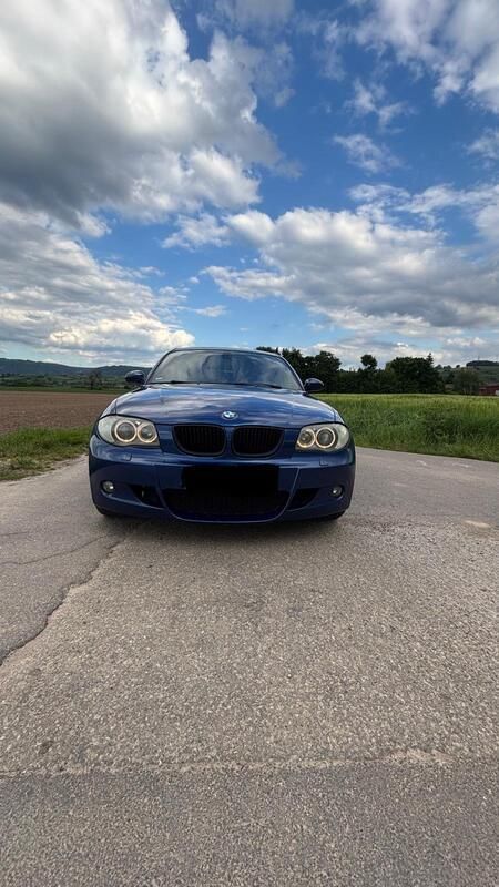 Blau Gebraucht 2006 BMW 130 M Sport Kleinwagen | 8.600 € (Guter Preis) - Bild 1/4