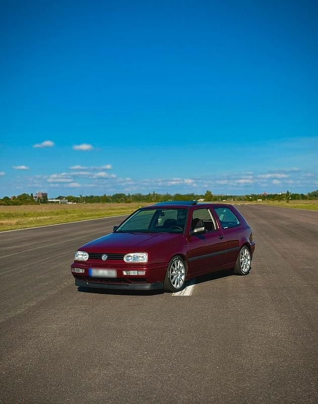 Gebraucht VW Golf III 60 PS (44 kW) 1997 Rot Kleinwagen