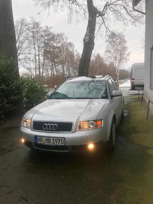 Gebraucht Audi A4 131 PS (96 kW) 2002 Grau Kombi