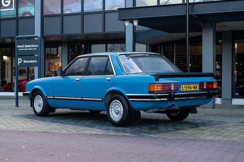 Usata Ford Granada 150 CV (110 kW) 1982 Blu Berlina