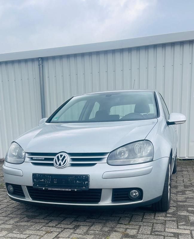 Silber Gebraucht 2008 VW Golf V Edition Limousine | 2.500 € (Guter Preis) - Bild 1/4