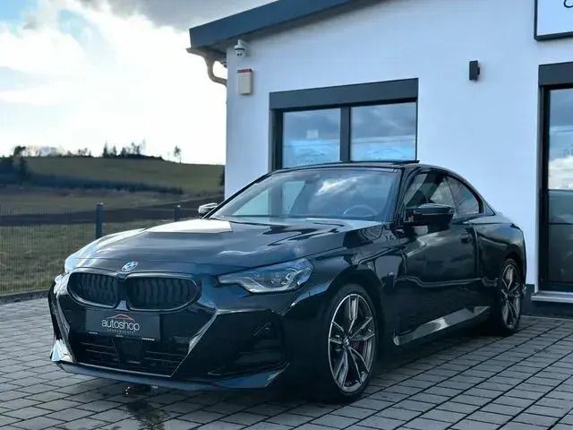 Schwarz Gebraucht 2023 BMW M240 M Sport Coupé | 49.990 € (Etwas zu teuer) - Bild 1/4