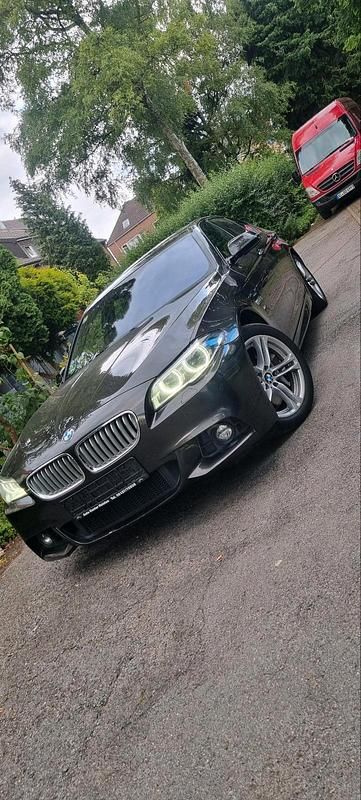 Gebraucht BMW 550 M Sport 449 PS (330 kW) 2014 Braun Limousine