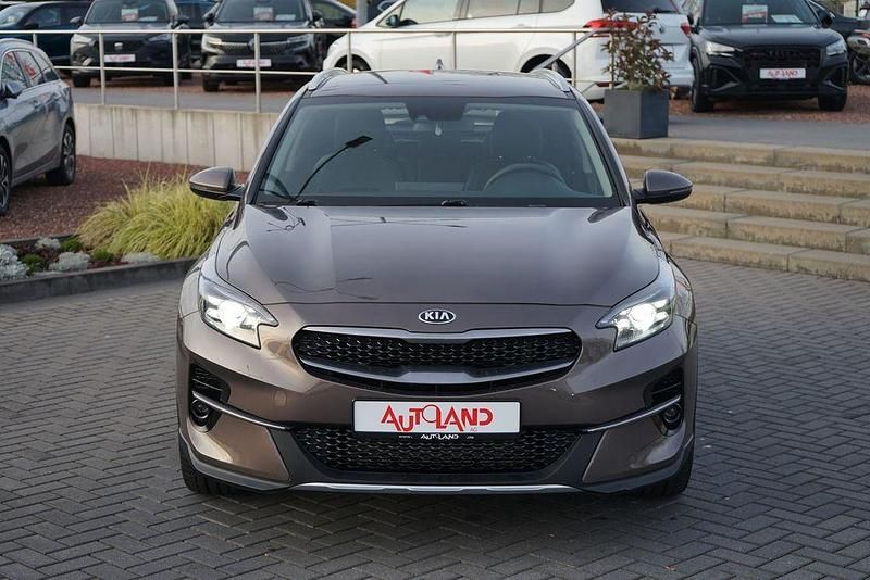 Gebraucht Kia XCeed Vision 140 PS (102 kW) 2020 Braun SUV