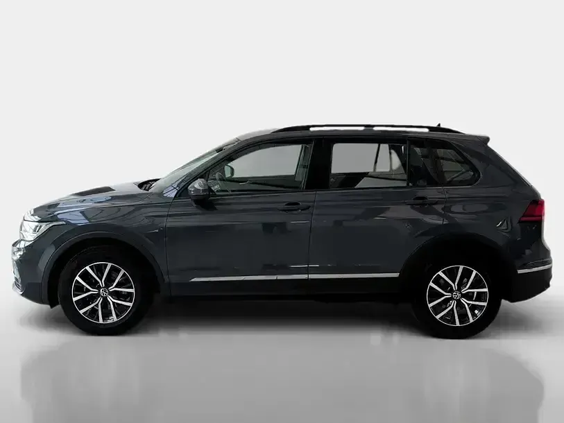 Gebraucht VW Tiguan Life 150 PS (110 kW) 2022 Delfingrau metallic SUV