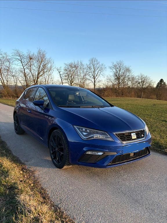 Gebraucht Seat Leon FR 150 PS (110 kW) 2019 Blau Limousine